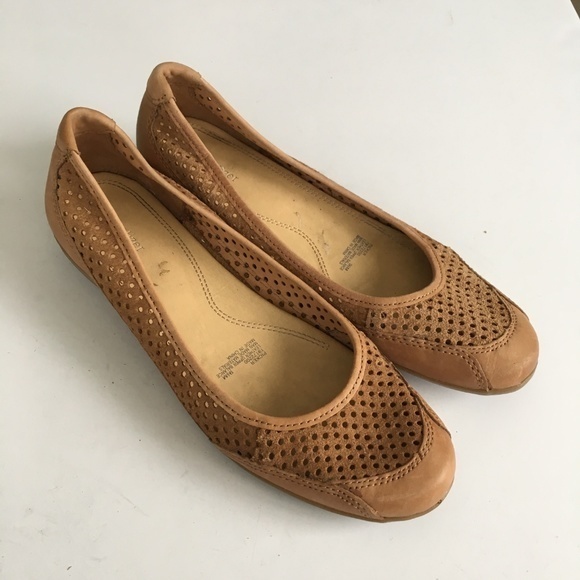 Naturalizer‎ PICKER brown leather flats shoes Cutout Slip Ons Womens Size… - Picture 1 of 7